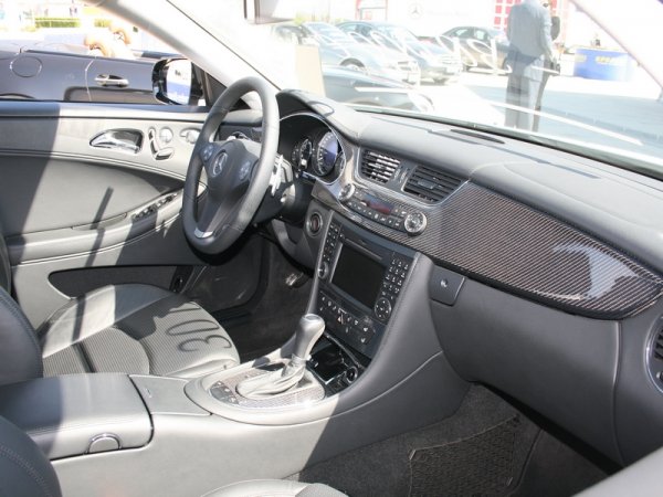 "ОЧАРОВАНИЕ БЕЗ КРАЙ" - ексклузивното роудшоу Mercedes-Benz Star Experience